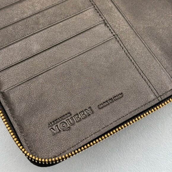 🆕 ALEXANDER MCQUEEN 🧿 NWOT Skull Embossed Leather Zip Portfolio / Agenda, Gold - Picture 8 of 14